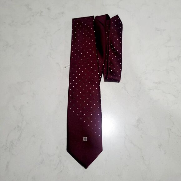 Givenchy Other - GIVENCHY Gentlemen Paris Blacks For Men Classic Neck Tie Black Art Deco Dot